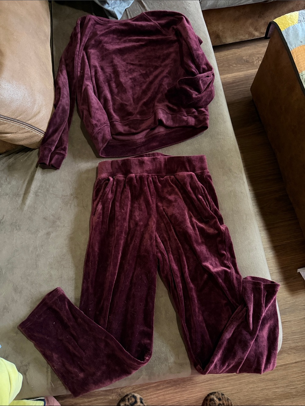 Source Unknown Kids Plush Pajama Set in Burgundy